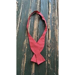 Saddlebred 100% Silk Bow Tie Red White Flower  Handmade 2.5"